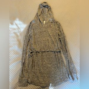 Latched Mama nursing hoodie, size S